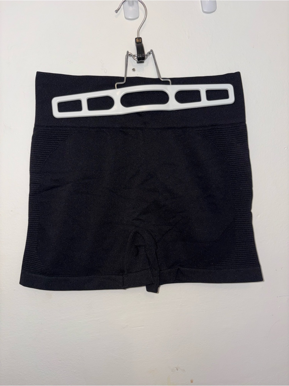 Amazon Women's High-Waist Black Seamless Shorts